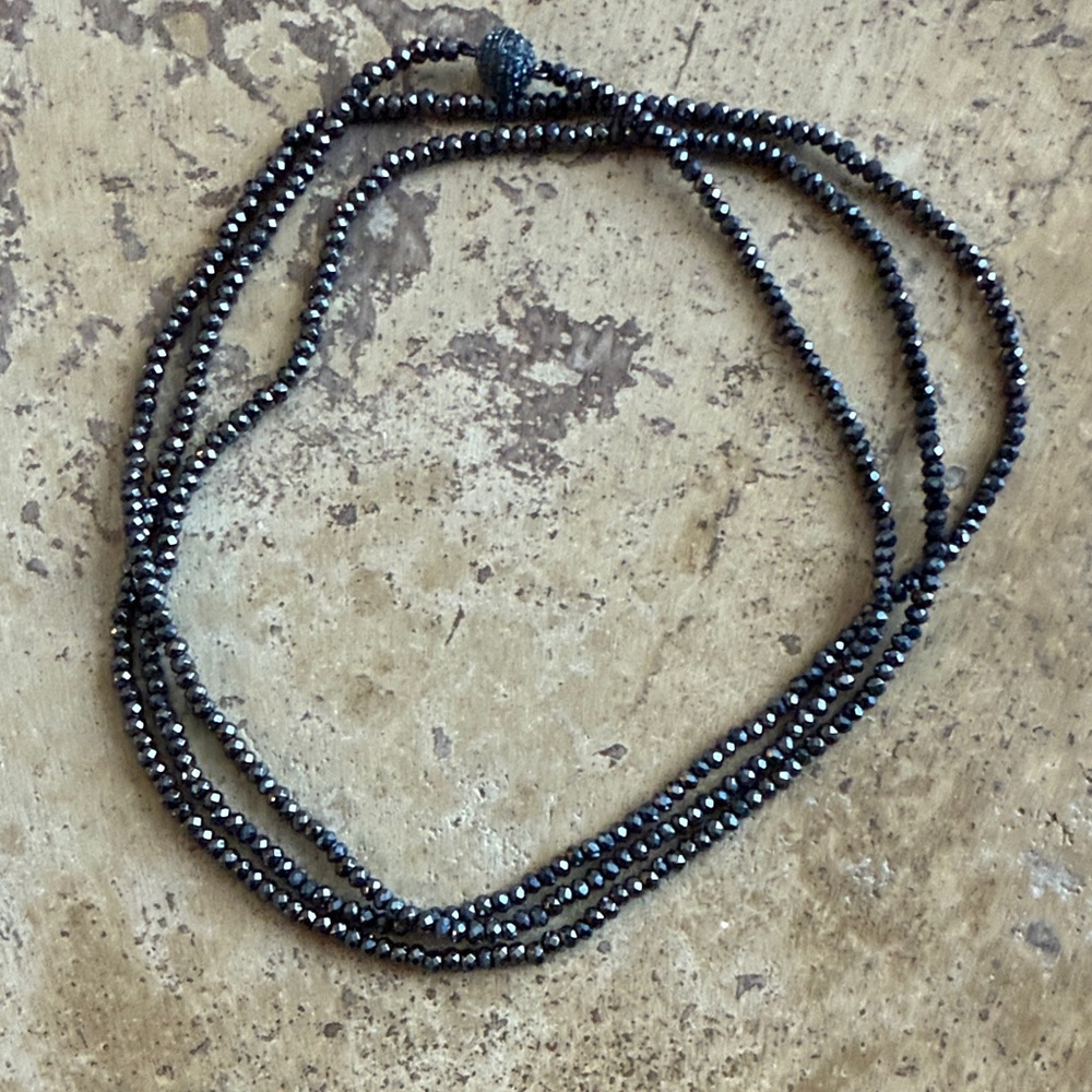 Elegant Black Beaded Necklace